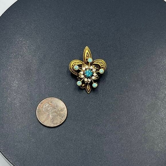 CORO Vintage Fleur-de-Lis Brooch Gold Tone Turquoise Rhinestone Flower Pin - Picture 2 of 6